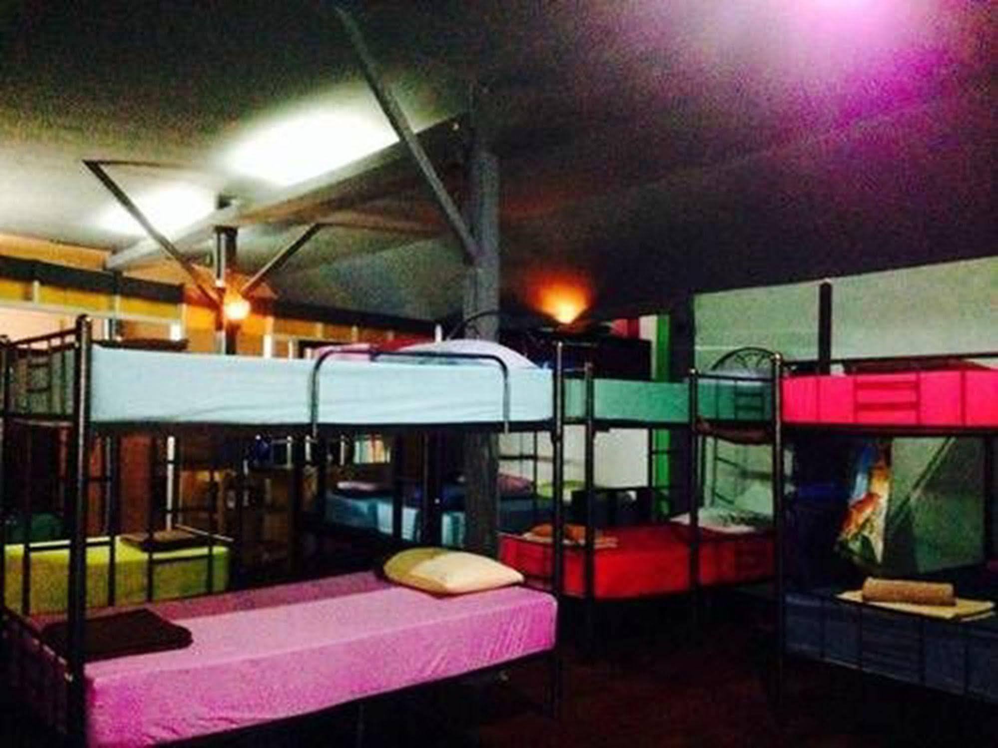 Bamboozle Hostel هاد رين المظهر الخارجي الصورة