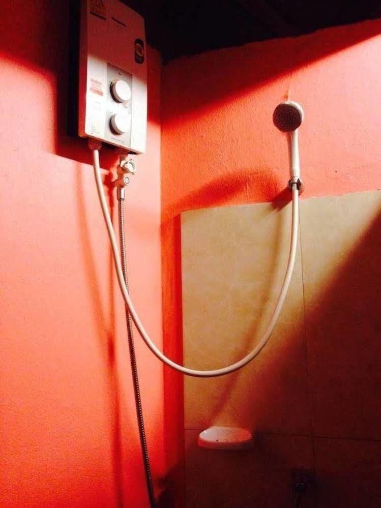 Bamboozle Hostel هاد رين المظهر الخارجي الصورة
